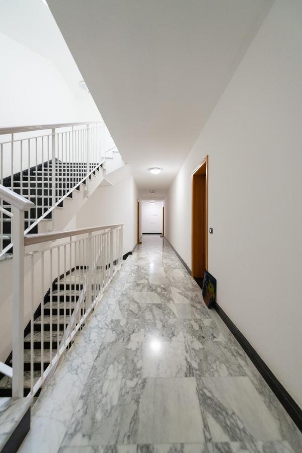 Casa Andrew New Apartment Рим Екстериор снимка